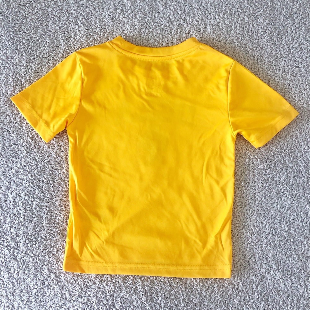 UCLA Bruins t-shirt - Picture 3 of 3